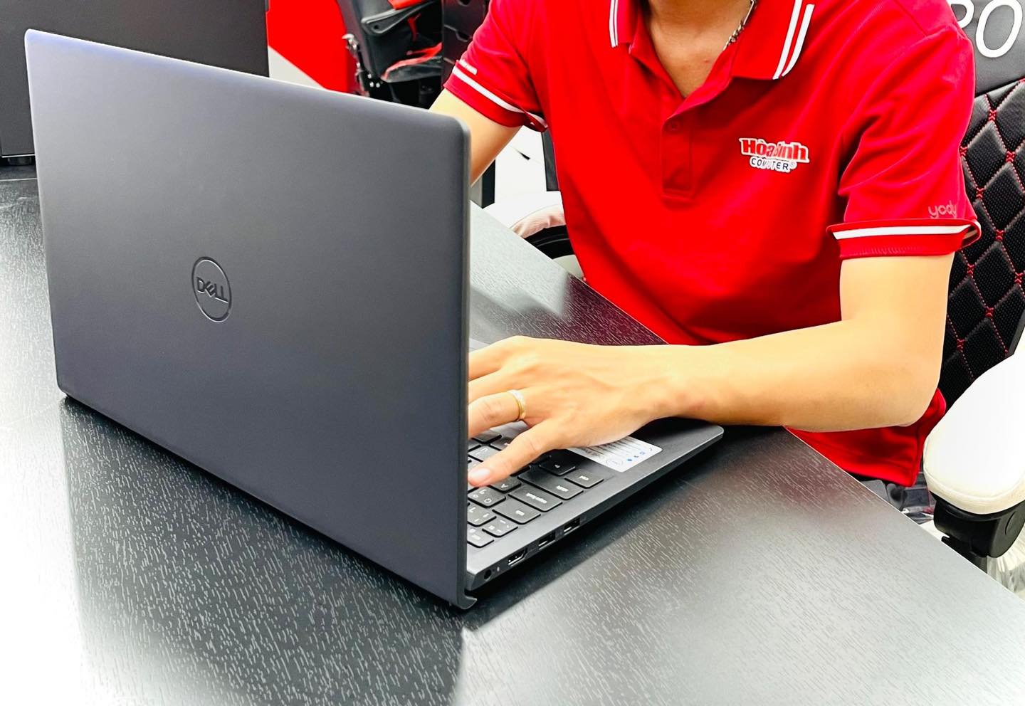 thiết kế dell inspiron 3515