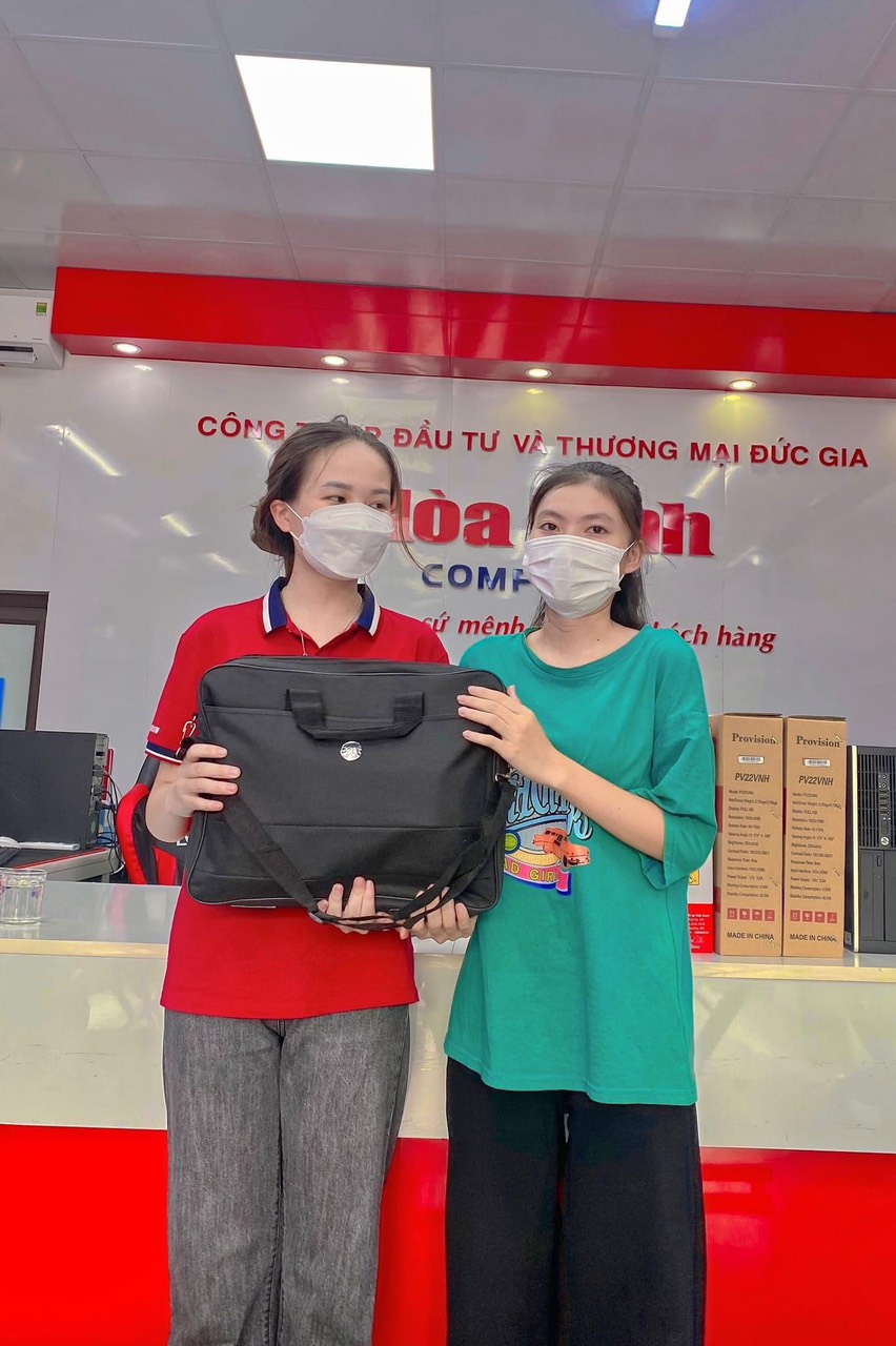 Mua laptop tại Hòa Bình Computer