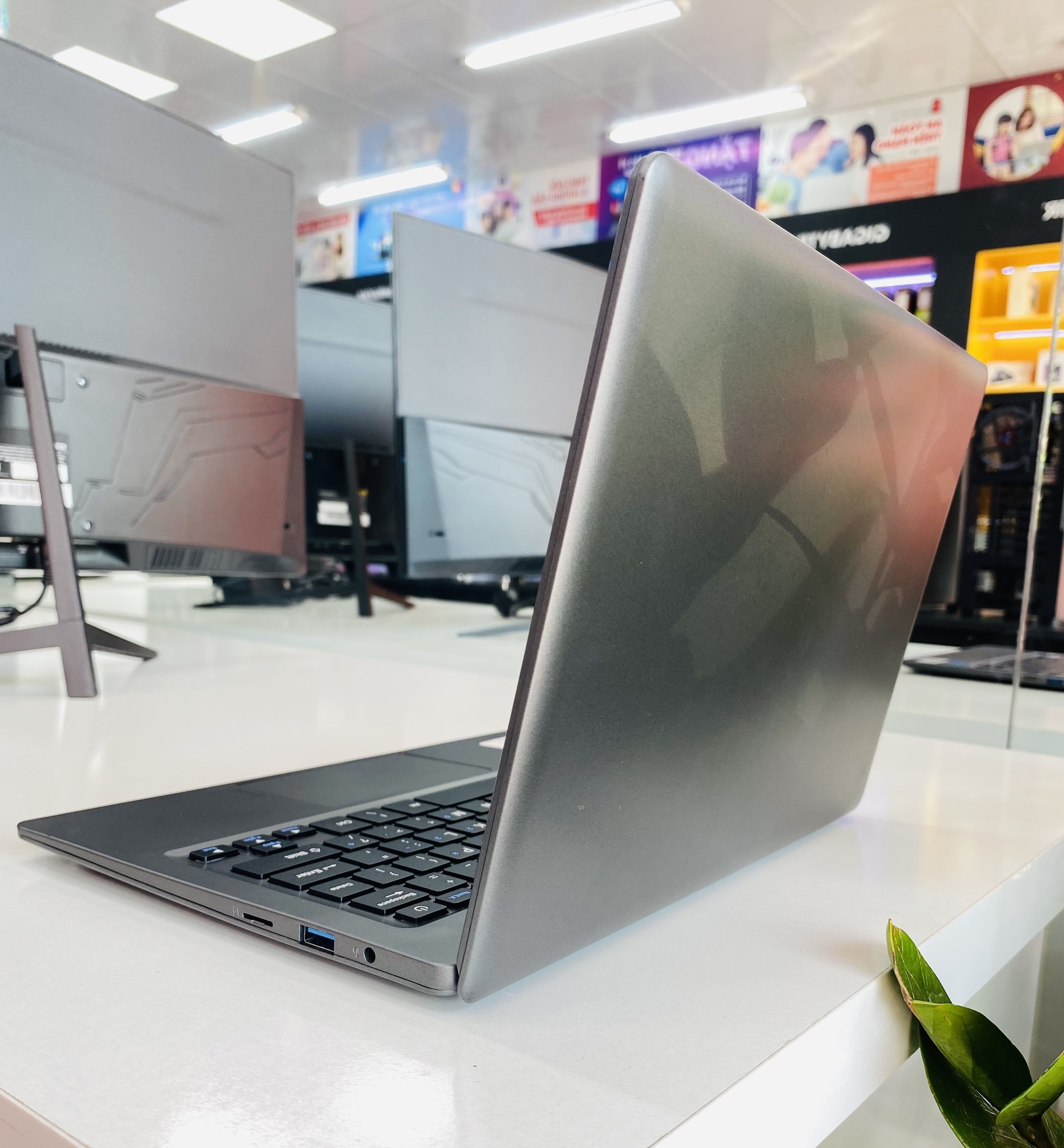 Trên thị trường có những dòng laptop Dell nào?