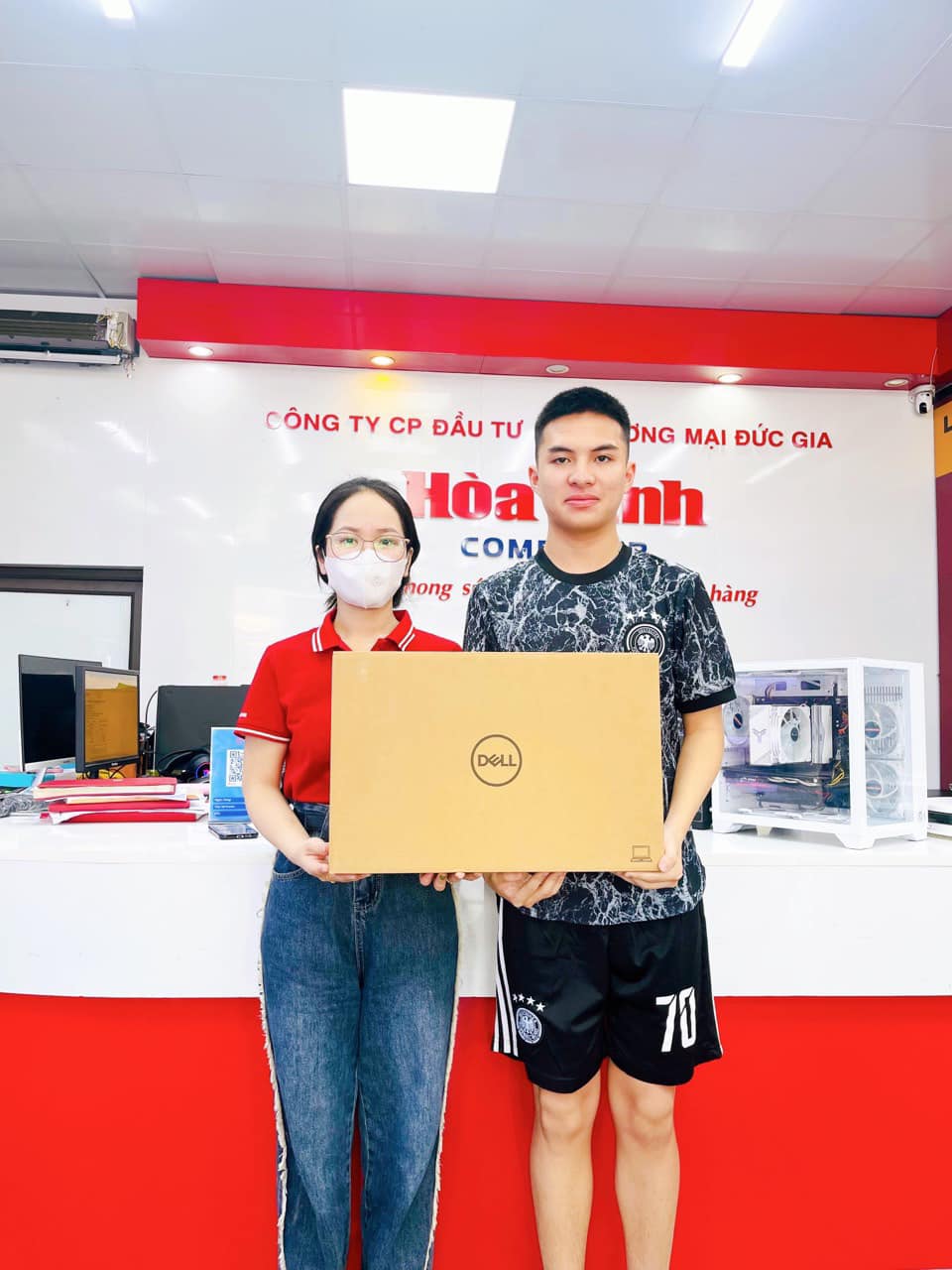 Laptop cũ giá học sinh