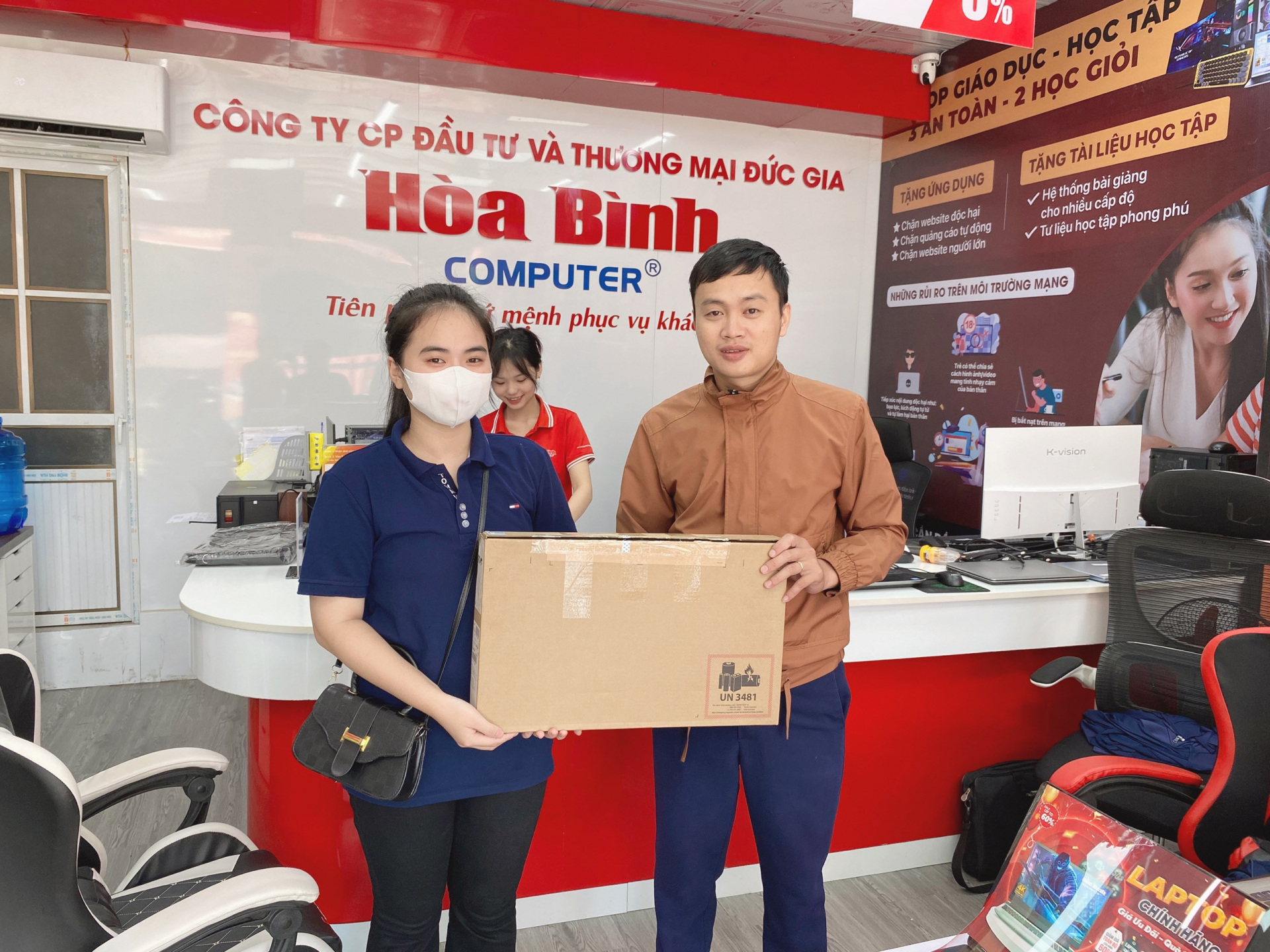 mua laptop tại hòa bình computer