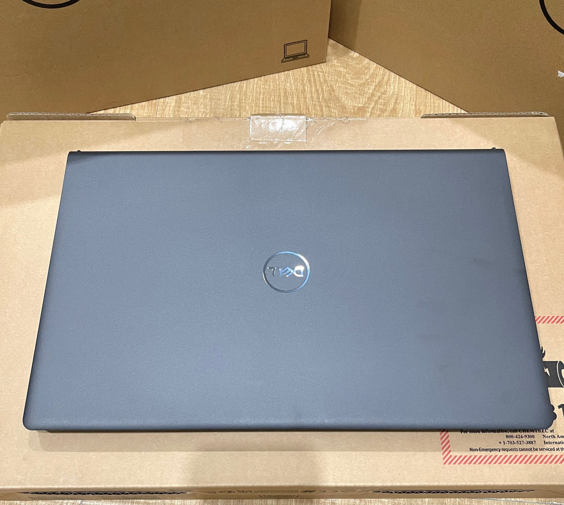 thông số kỹ thuật Dell inspiron 3515