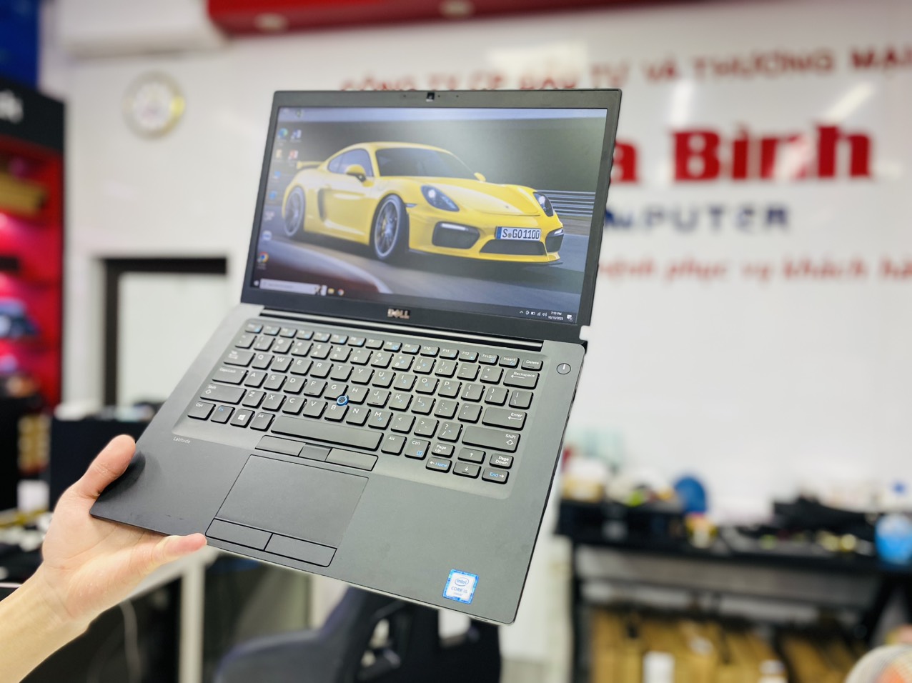 Giá thị trường Laptop Dell Latitude 7480.