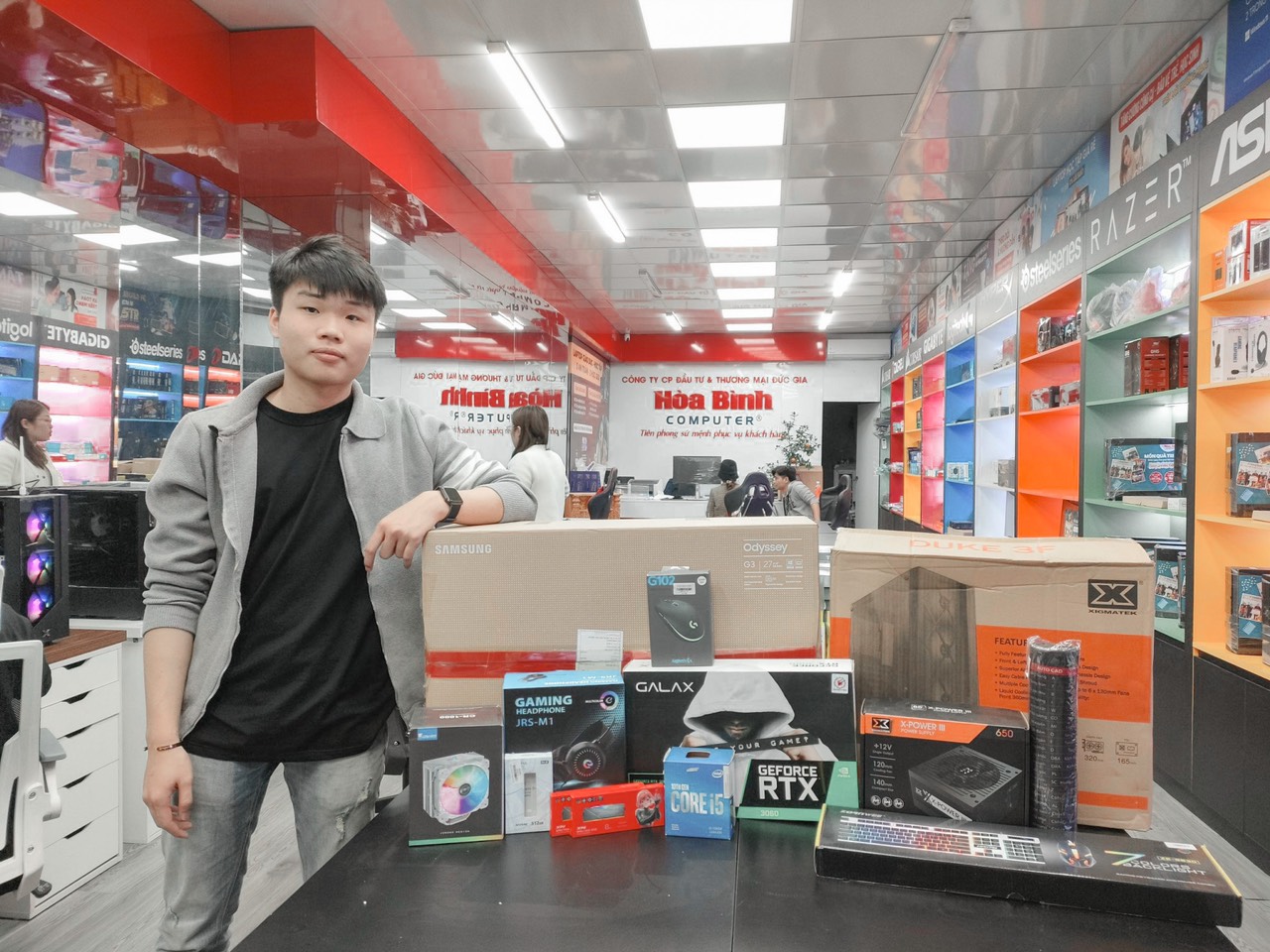 Mua pc tại Hòa Bình Computer