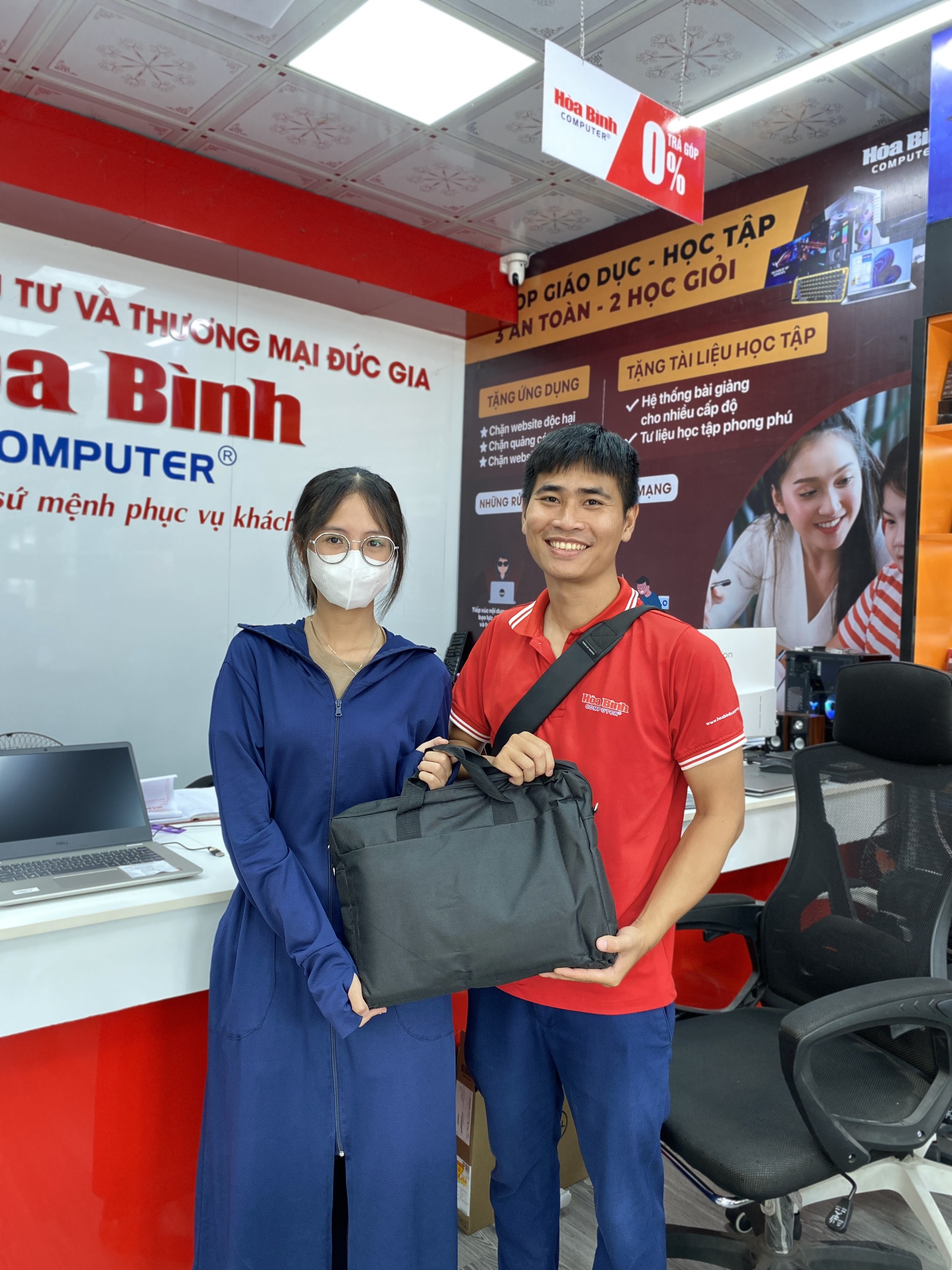 Mua laptop tại Hòa Bình Computer