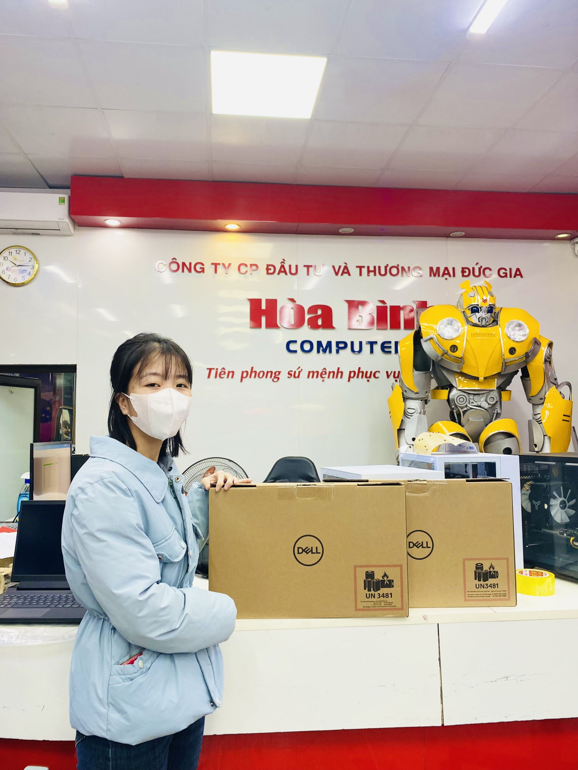 mua laptop tại Hòa BìnH Computer