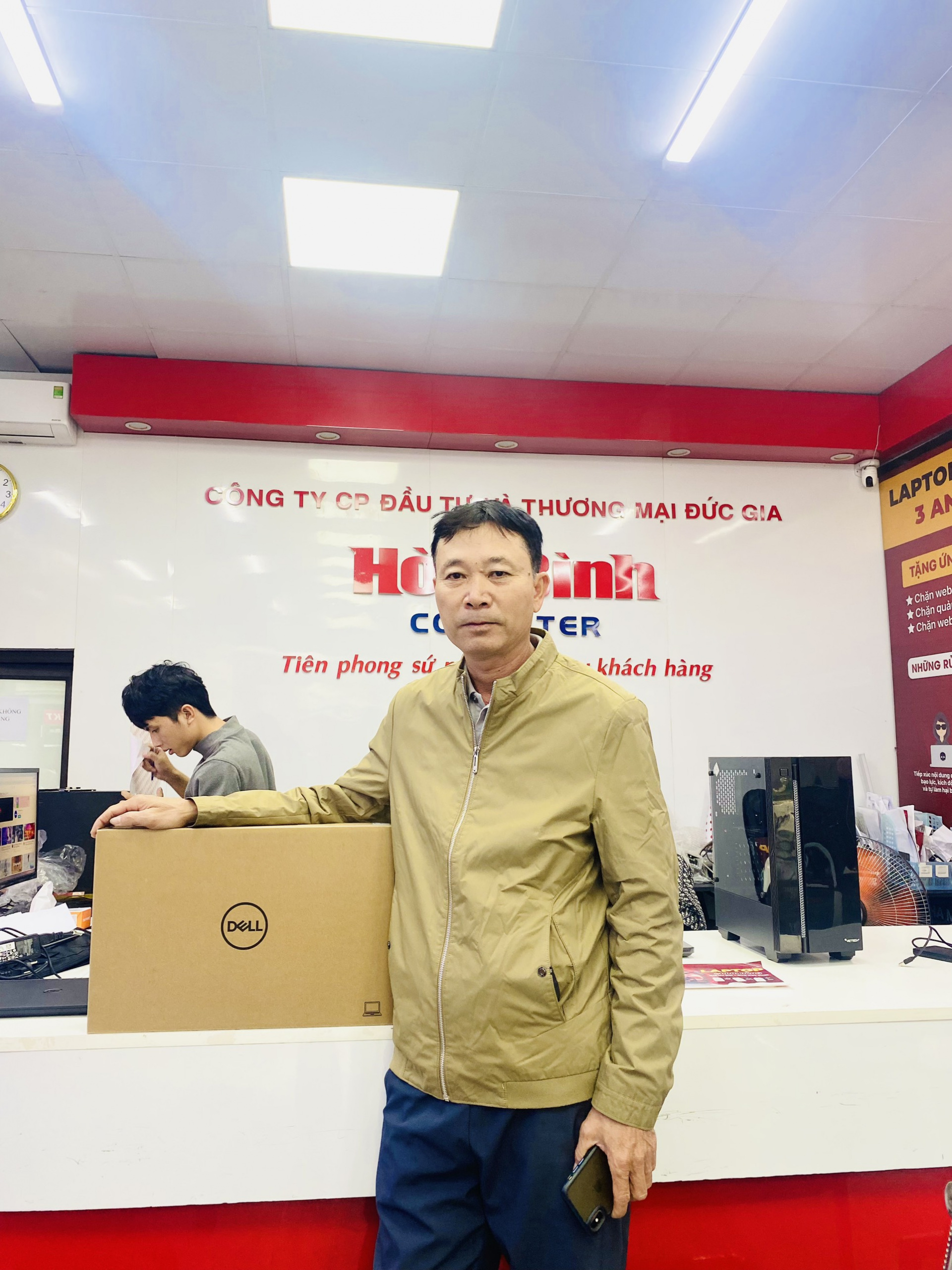 Laptop Dell xách tay Mỹ Mới 100 Bình Thuận