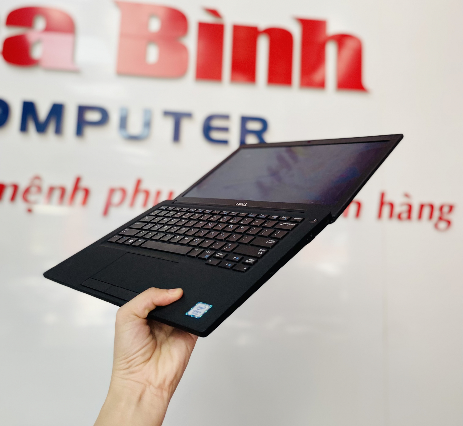 Laptop mini giá rẻ dưới 2 triệu