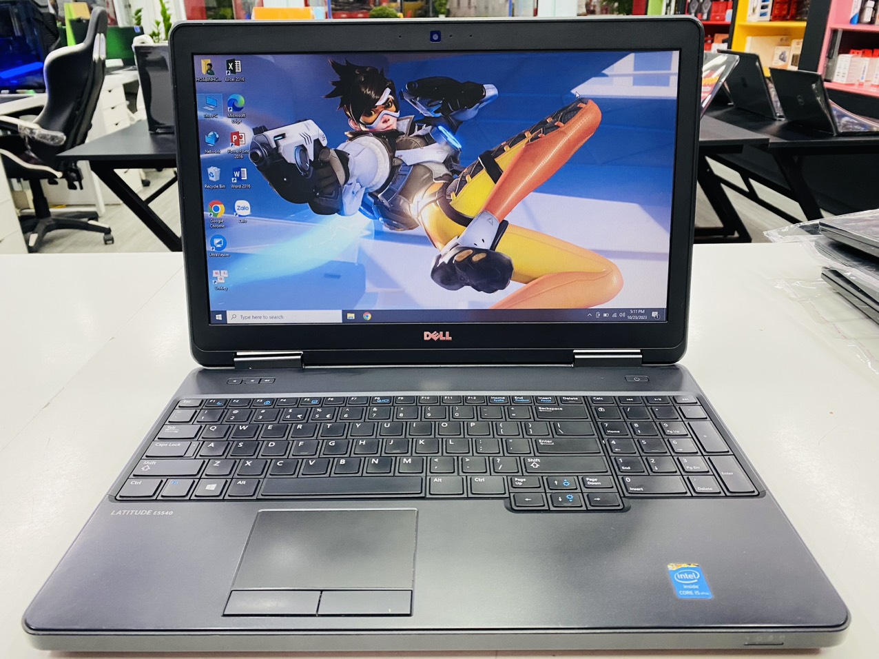 Laptop Dell 5540 [New 95% - 99%] ( CPU i5-4200U/ Ram 8GB / SSD 256 GB / Màn 15.6 inch HD )
